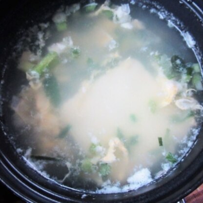 お豆腐も入れちゃいました。
簡単で、温まる♪
おいしかったです
(●´ω｀●)